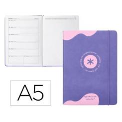 Agenda escolar ANTARTIK 25-26 encuadernada GO! simil piel morado semana vista A5 bilingüe papel FSC 80 gr.