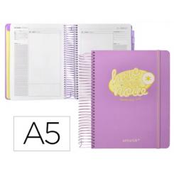 Agenda escolar ANTARTIK 25-26 espiral HERE AND NOW morado día página A5 bilingüe papel FSC 80 gr.