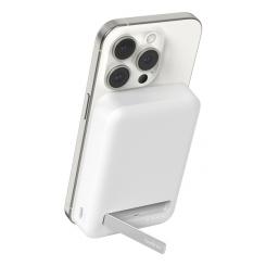 Belkin BoostCharge Pro Cargador inalámbrico Blanco
