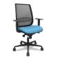 silla-piqueras-y-crespo-alares-brazos-regulables-ergonomica-mecanismo-sincro-respaldo-malla-negra-asiento-tapizado-bali-azul-cielo