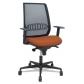 silla-piqueras-y-crespo-alares-brazos-regulables-ergonomica-mecanismo-sincro-respaldo-malla-negra-asiento-tapizado-bali-marron