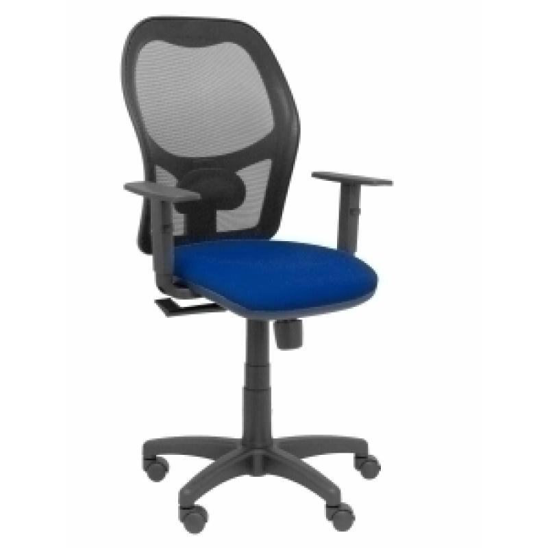 silla-piqueras-y-crespo-alocen-brazos-regulables-mecanismo-sincro-refuerzo-lumbar-ruedas-nylon-respaldo-malla-negra-transpirable-y-asiento-tapizado-bali-azul-marino