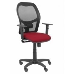 Silla Piqueras Y Crespo Alocen Brazos Regulables Mecanismo Sincro Refuerzo Lumbar Ruedas Nylon Respaldo Malla Negra Transpirable Y Asiento Tapizado Bali Granate