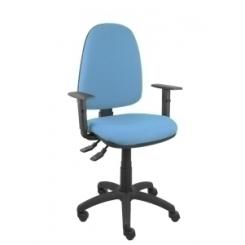 Silla Piqueras Y Crespo Ayna S Con Brazos Y Altura Regulables Ruedas De Nylon Mecanismo Asincro Asiento Y Respaldo Tapizado Bali Azul Cielo