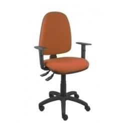 Silla Piqueras Y Crespo Ayna S Con Brazos Y Altura Regulables Ruedas De Nylon Mecanismo Asincro Asiento Y Respaldo Tapizado Bali Marron