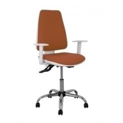 Silla Piqueras Y Crespo Elche Blanca Brazos Regulables Mecanismo Asincro Regulable En Altura Base Metalica Ruedas Parquet Asiento Y Respaldo Tapizado Bali Marron