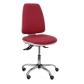 silla-piqueras-y-crespo-elche-blanca-mecanismo-asincro-regulable-en-altura-base-metalica-ruedas-parquet-asiento-y-respaldo-tapizado-bali-granate