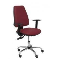 Silla Piqueras Y Crespo Elche S 24 Horas Brazos Regulables Mecanismo Asincro Regulable En Altura Base Cromada Ruedas Parquet Asiento Y Respaldo Reforzados Con Espuma Viscoelastica Tapizado Similpiel Granate