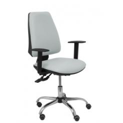 Silla Piqueras Y Crespo Elche S 24 Horas Brazos Regulables Mecanismo Asincro Regulable En Altura Base Cromada Ruedas Parquet Asiento Y Respaldo Reforzados Con Espuma Viscoelastica Tapizado Similpiel Gris Claro