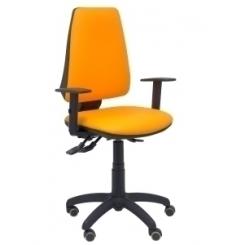 Silla Piqueras Y Crespo Elche S Brazos Regulables Mecanismo Asincro Regulable En Altura Ruedas Parquet Asiento Y Respaldo Tapizado Similpiel Naranja