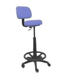 Taburete Piqueras Y Crespo Llanos Ergomico Mecanismo De Contacto Lama Regulable En Altura Y Aro Reposapies Ruedas De Nylon Asiento Y Respaldo Tapizados Bali Azul Claro