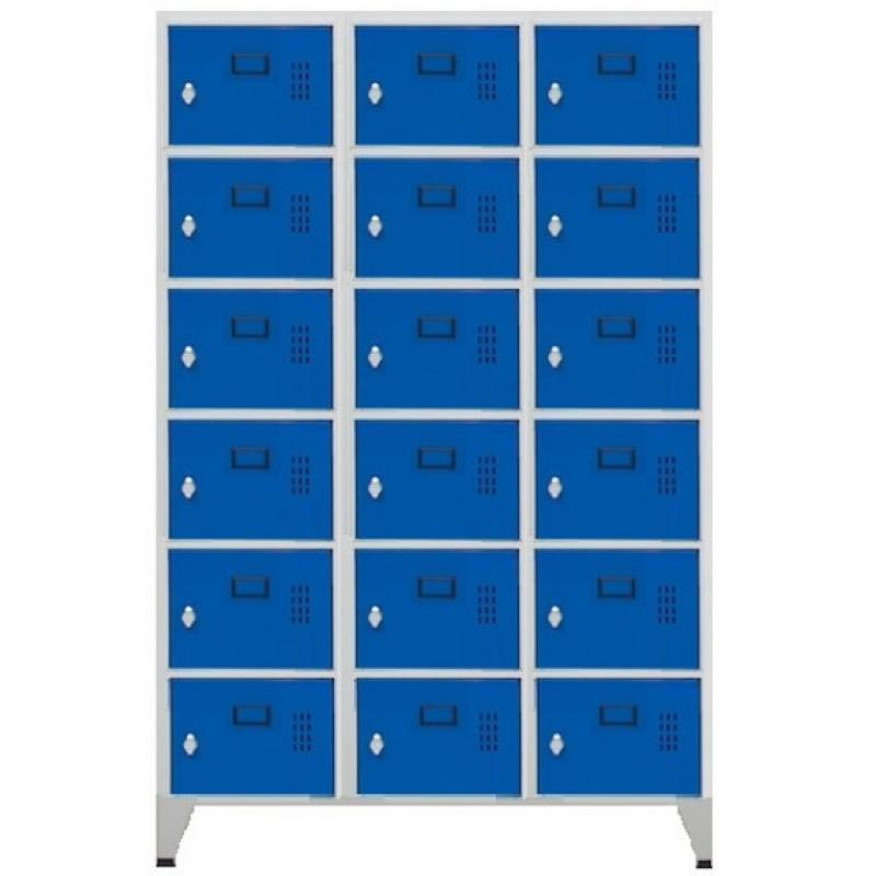 Taquilla soldada triple 1.920 Alto x 900 Ancho (total 18 puertas)x 500 Fondo con patas